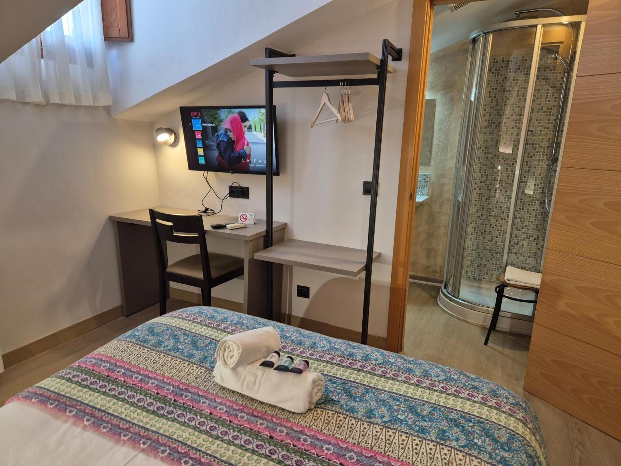 Hostal Bavieca Medinaceli Luaran gambar
