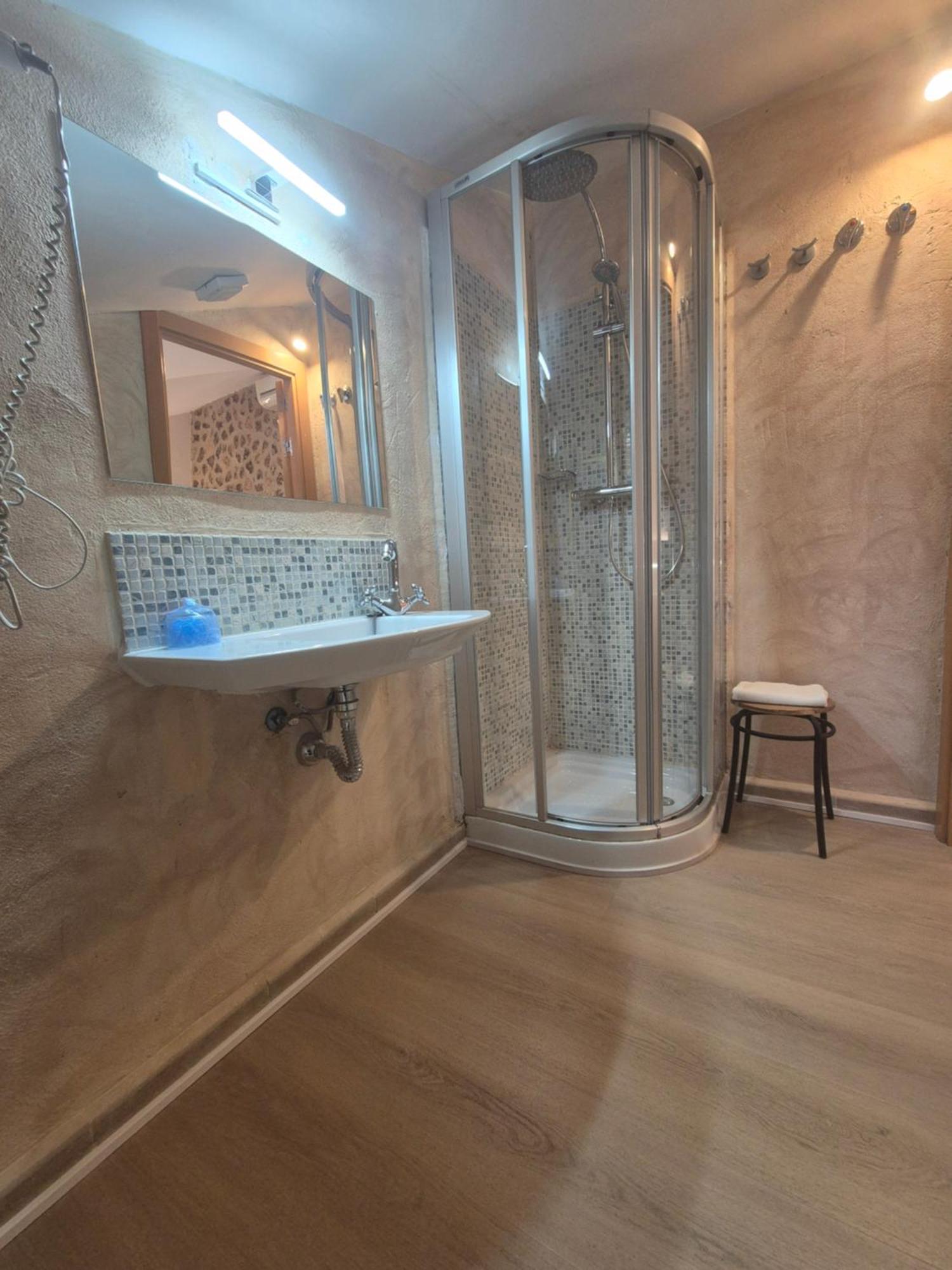 Hostal Bavieca Medinaceli Luaran gambar